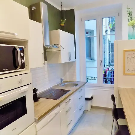 Riviera Bedrooms Garibaldi Republique * 니스