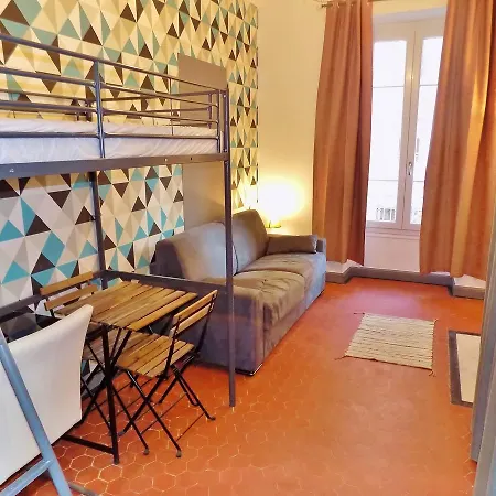 Riviera Bedrooms Garibaldi Republique * 니스