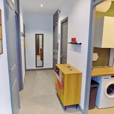 Riviera Bedrooms Garibaldi Republique 게스트하우스 *
