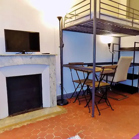 Riviera Bedrooms Garibaldi Republique 게스트하우스