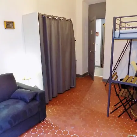 Riviera Bedrooms Garibaldi Republique 게스트하우스